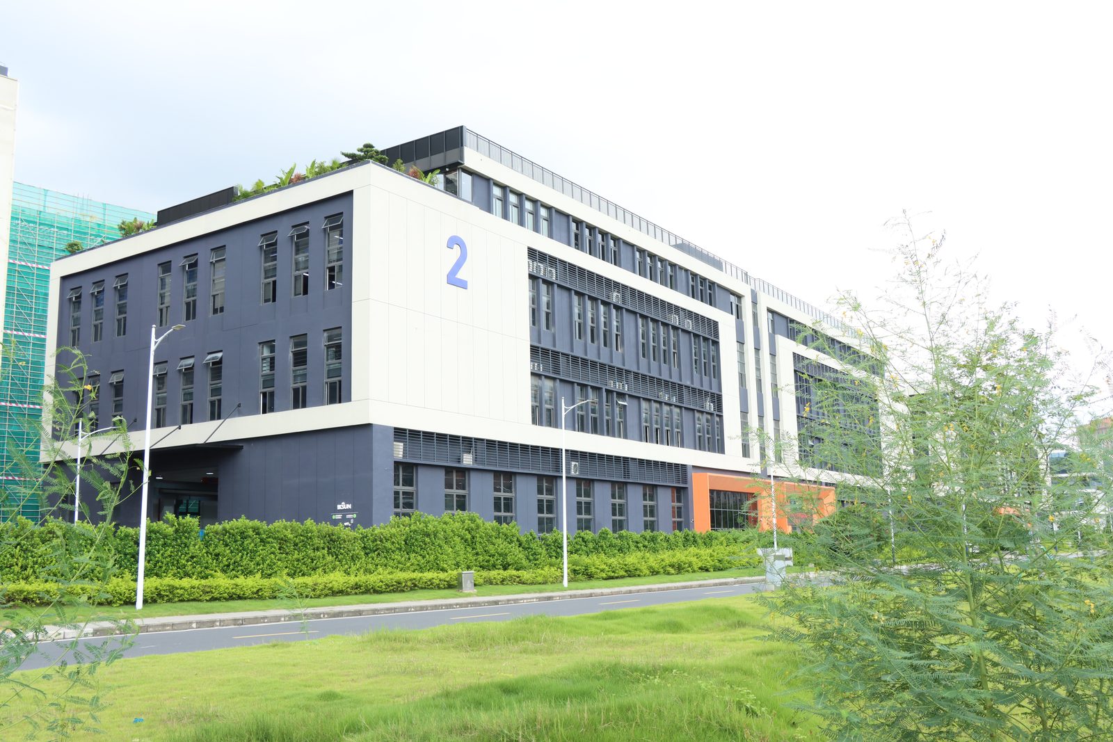 Exterior of the curtain track manufacturing plant in Nanhai District, Foshan